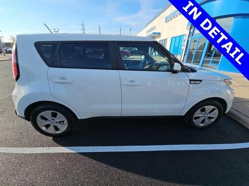 2016 Kia Soul Base
