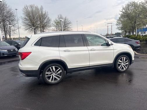 White Diamond Pearl 2016 Honda Pilot Elite