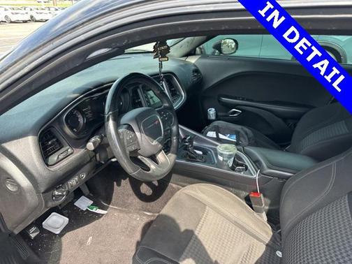2017 Dodge Challenger SXT