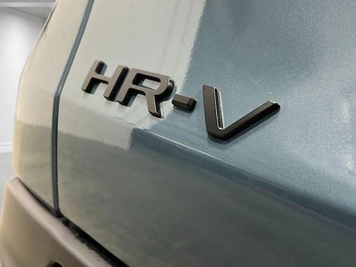 Misty Green Pearl 2027 Honda HR-V Sport