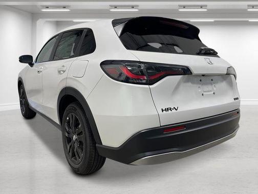 Platinum White Pearl 2026 Honda HR-V AWD Sport