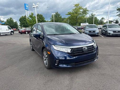 Obsidian Blue Pearl 2024 Honda Odyssey Touring