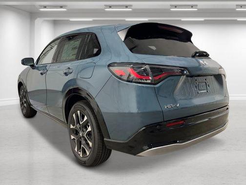 Black Forest Metallic 2027 Honda HR-V EX-L