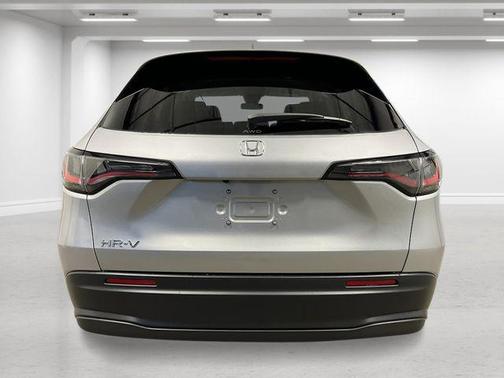 Solar Silver Metallic 2027 Honda HR-V LX