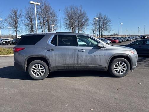 2018 Chevrolet Traverse LT Cloth