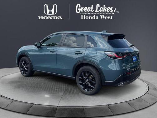 Nordic Forest Pearl 2025 Honda HR-V AWD Sport