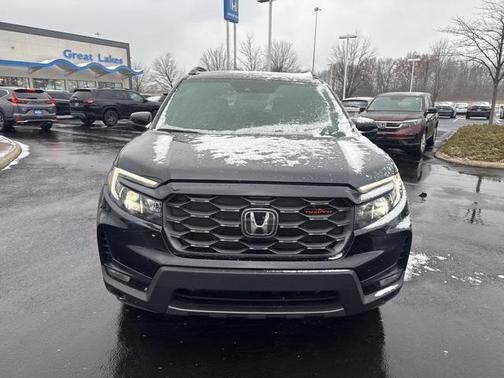 2025 Honda Passport AWD TrailSport