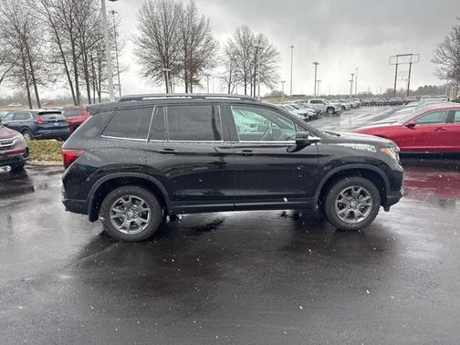 2025 Honda Passport AWD TrailSport