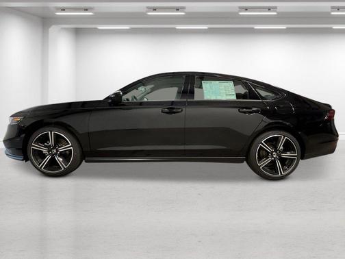 Crystal Black Pearl 2026 Honda Accord SE
