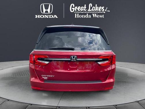 Radiant Red Metallic II 2024 Honda Odyssey EX-L