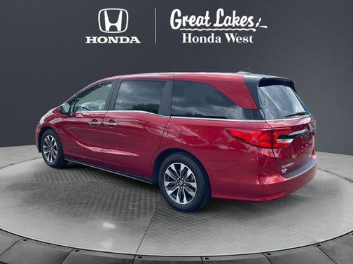 Radiant Red Metallic II 2024 Honda Odyssey EX-L