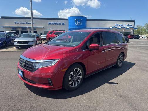 Radiant Red Metallic II 2024 Honda Odyssey EX-L