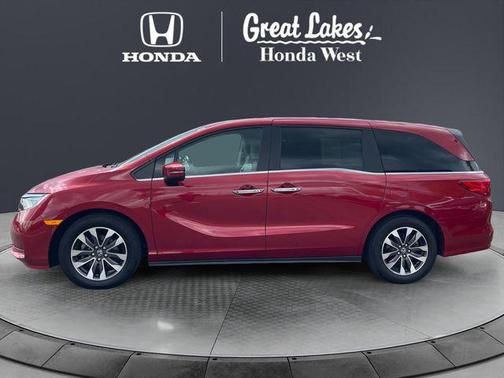 Radiant Red Metallic II 2024 Honda Odyssey EX-L