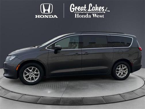 2020 Chrysler Voyager LXI