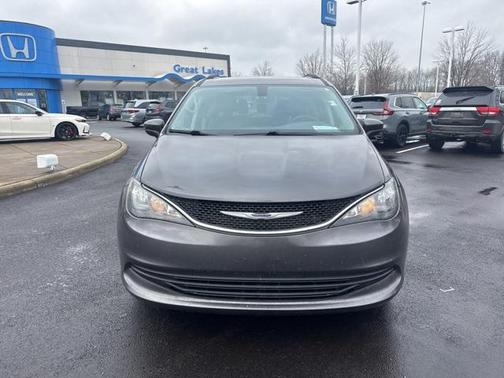 2020 Chrysler Voyager LXI