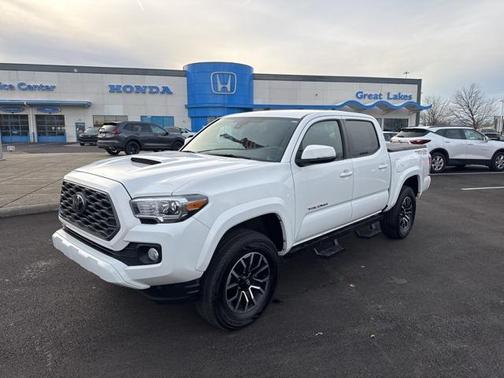 2022 Toyota Tacoma TRD Sport