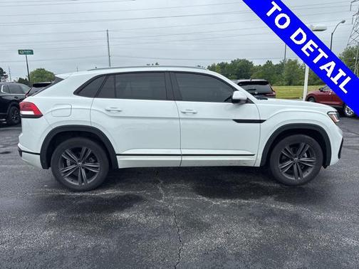 2021 Volkswagen Atlas Cross Sport 3.6L V6 SE w/Technology R-Line