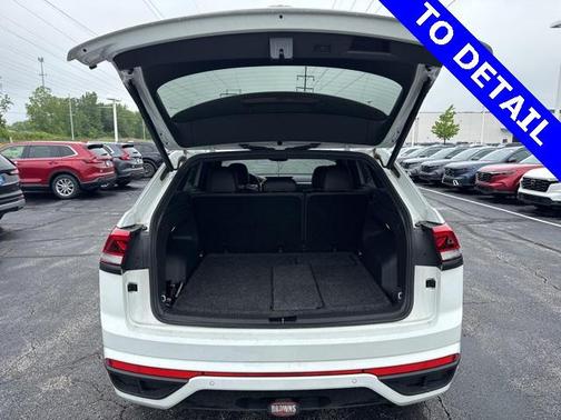 2021 Volkswagen Atlas Cross Sport 3.6L V6 SE w/Technology R-Line