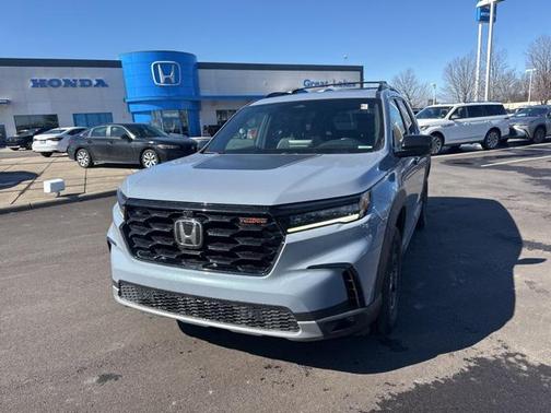 2023 Honda Pilot AWD TrailSport