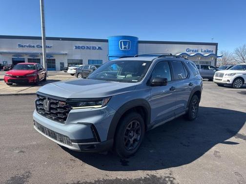 2023 Honda Pilot AWD TrailSport