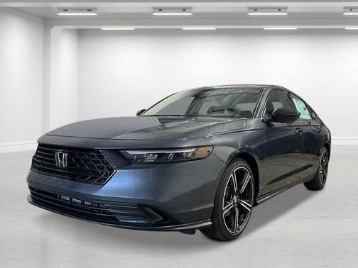 Meteorite Gray Metallic 2026 Honda Accord SE