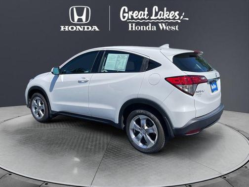 Platinum White Pearl 2020 Honda HR-V LX
