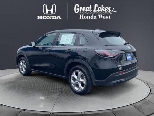 Crystal Black Pearl 2023 Honda HR-V LX