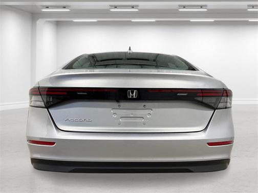 2025 Honda Accord LX 1.5T