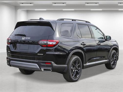 2025 Honda Pilot Touring 8-Passenger