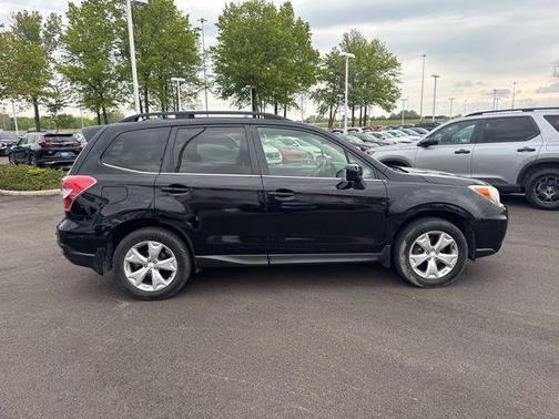 Crystal Black Silica 2015 Subaru Forester 2.5i Limited