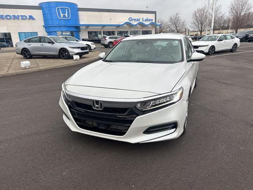 Platinum White Pearl 2019 Honda Accord LX