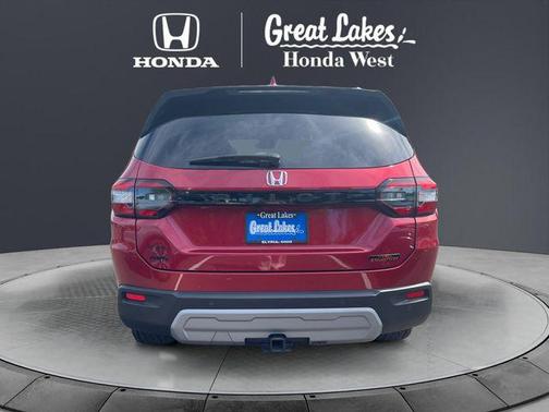 Radiant Red Metallic II 2025 Honda Pilot TrailSport