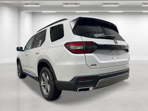 Platinum White Pearl 2026 Honda Pilot EX-L