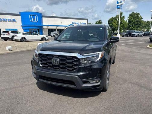 Crystal Black Pearl 2023 Honda Passport AWD EX-L