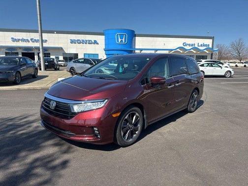 Deep Scarlet Pearl 2021 Honda Odyssey Elite