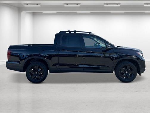 Crystal Black Pearl 2026 Honda Ridgeline Black