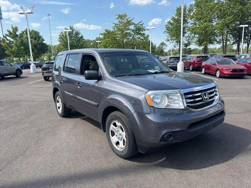 Modern Steel Metallic 2015 Honda Pilot LX