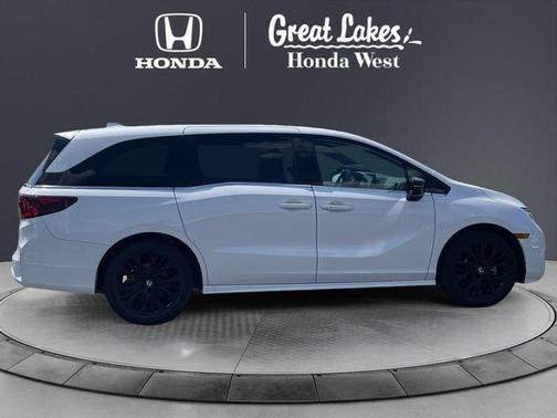 Platinum White Pearl 2025 Honda Odyssey Sport-L