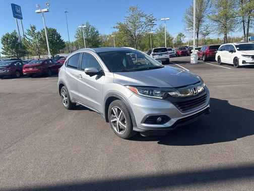 Lunar Silver Metallic 2022 Honda HR-V EX
