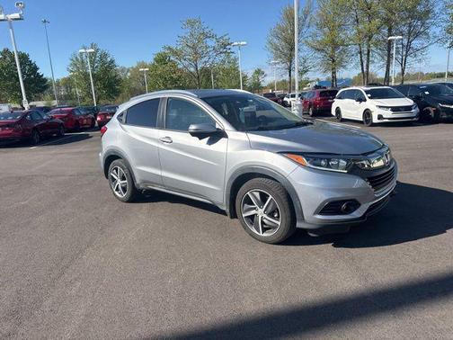 Lunar Silver Metallic 2022 Honda HR-V EX