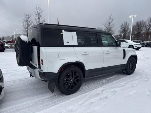 2020 Land Rover Defender 110 HSE
