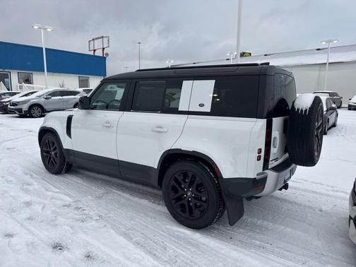 2020 Land Rover Defender 110 HSE