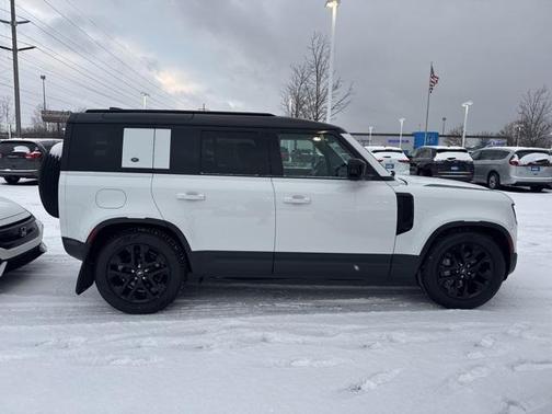 2020 Land Rover Defender 110 HSE