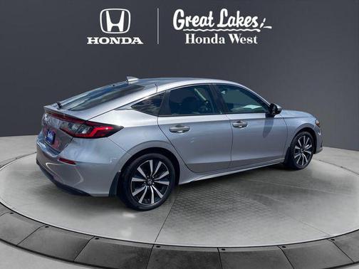Lunar Silver Metallic 2024 Honda Civic EX-L