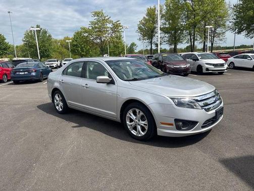 Ingot Silver Metallic 2012 Ford Fusion SE