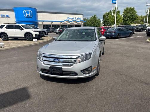 Ingot Silver Metallic 2012 Ford Fusion SE
