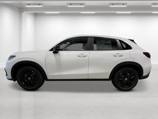 Platinum White Pearl 2027 Honda HR-V Sport AWD