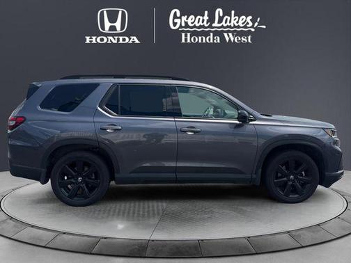 Modern Steel Metallic 2025 Honda Pilot Black Edition
