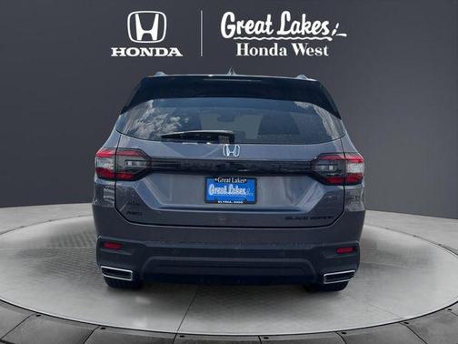 Modern Steel Metallic 2025 Honda Pilot Black Edition