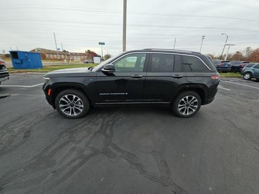 2023 Jeep Grand Cherokee 4xe Overland